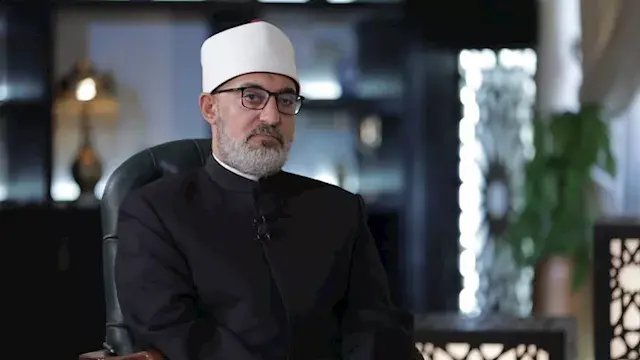 المفتي يهنئ الطوائف المسيحية ب...