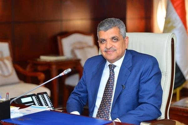 الفريق أسامة ربيع: تعاونا مع ت...