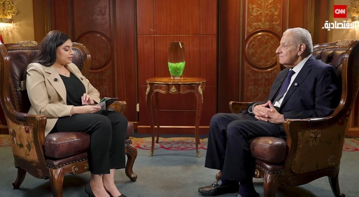 إبراهيم محلب: الاقتراض لتمويل...
