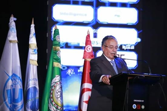 نبيل فهمي يدعو للاستفادة من ال...