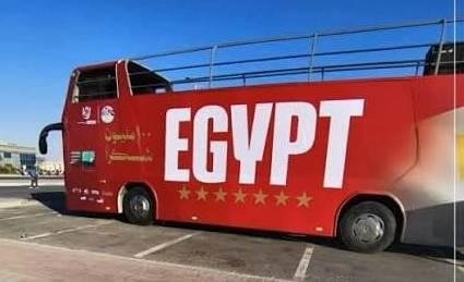 «100 مليون شكرًا».. شعار حافلة...