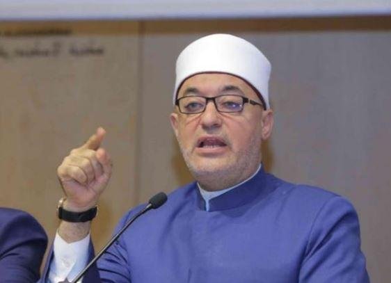 المفتي يدين جريمة تمزيق المصحف...