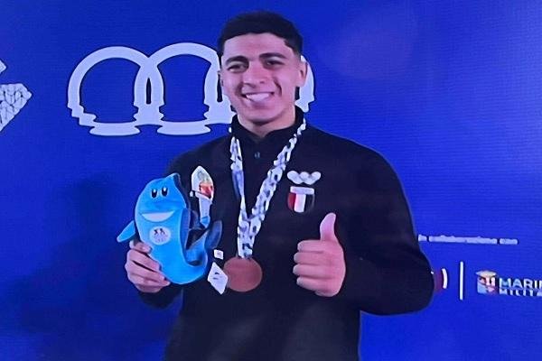 أحمد هشام يتوج ببرونزية سباق 1...