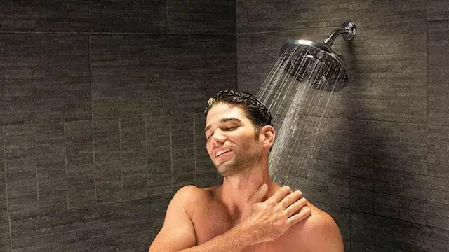 تحذير من الاستحمام بالماء البا...