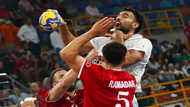 استعدادات  جمهور الأهلي والزما...