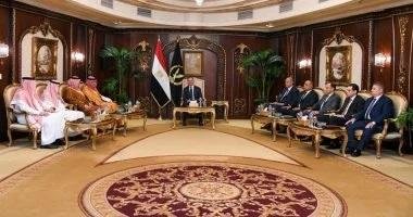 وزير الداخلية ورئيس جامعة نايف...