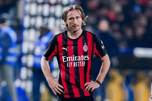 مودريتش بديلا في تشكيل ميلان ل...