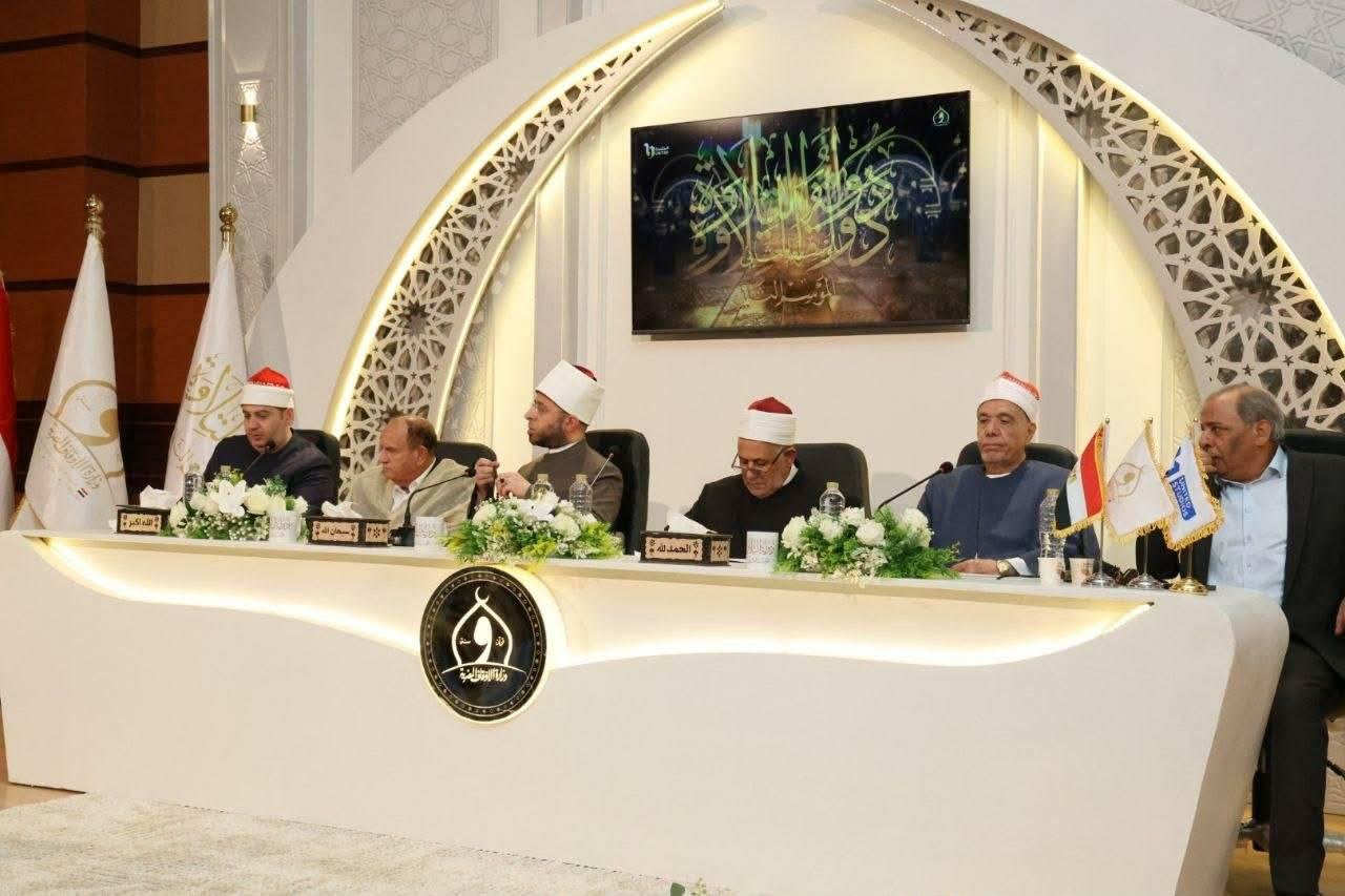 وزير الأوقاف يطلق الموسم الثان...