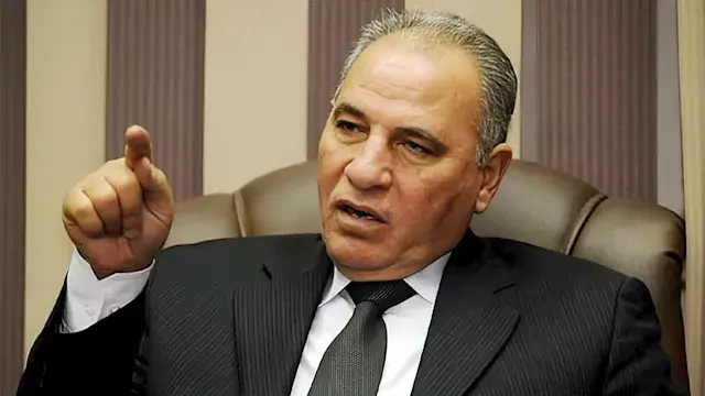 مظهر شاهين عن أحمد الزند: لو و...