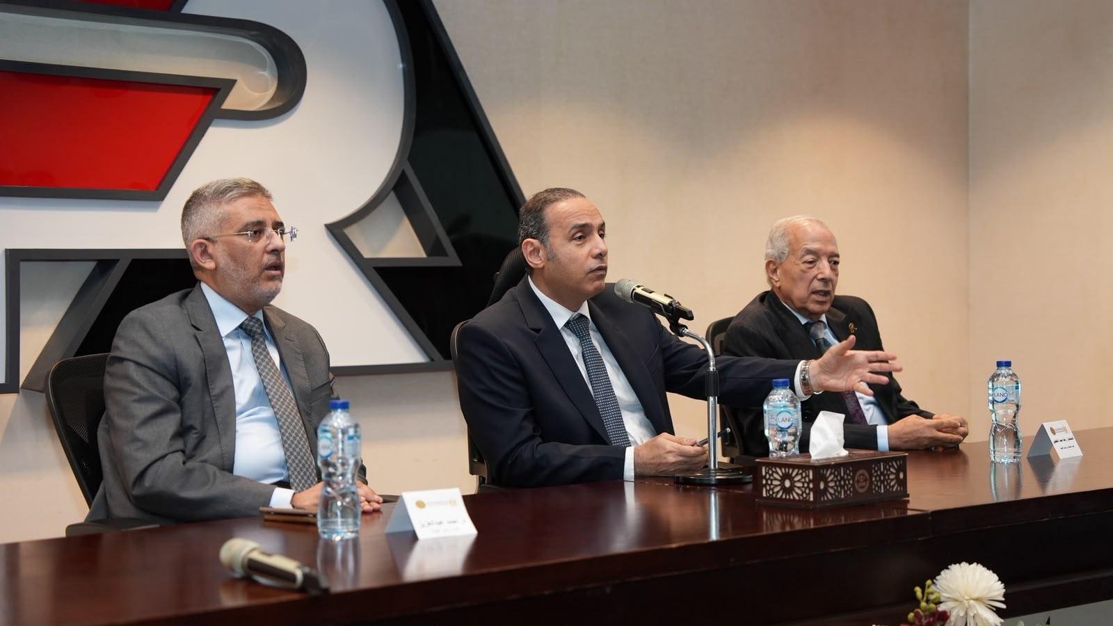 الرقابة المالية تبحث مع الأكاد...