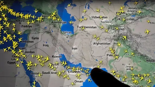 إيران تغلق مجالها الجوي غرب ال...