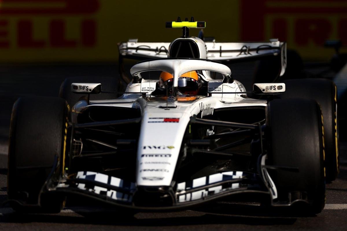 How was Valtteri Bottas so much slower than Sergio Perez in the Azerbaijan GP?
