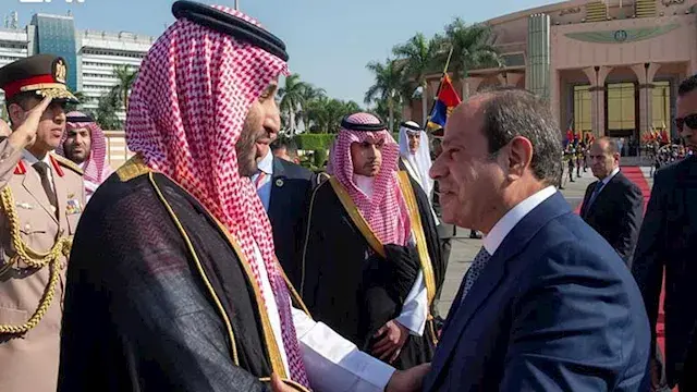 ولي العهد السعودي يبعث برقية شكر للرئيس السيسي إثر مغادرته مصر