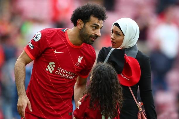تقرير: زوجة محمد صلاح تلعب دور...