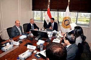 وزير الصناعة: نحرص على استعادة...