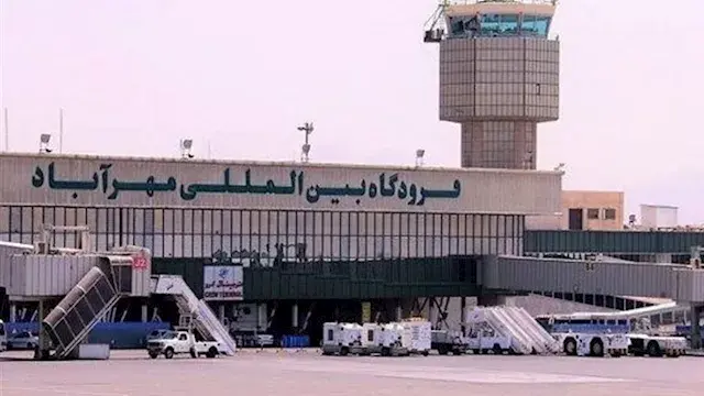 إيران تلغي جميع الرحلات في مطا...