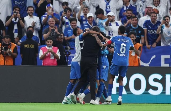 الهلال يهزم الاتحاد في كلاسيكو...