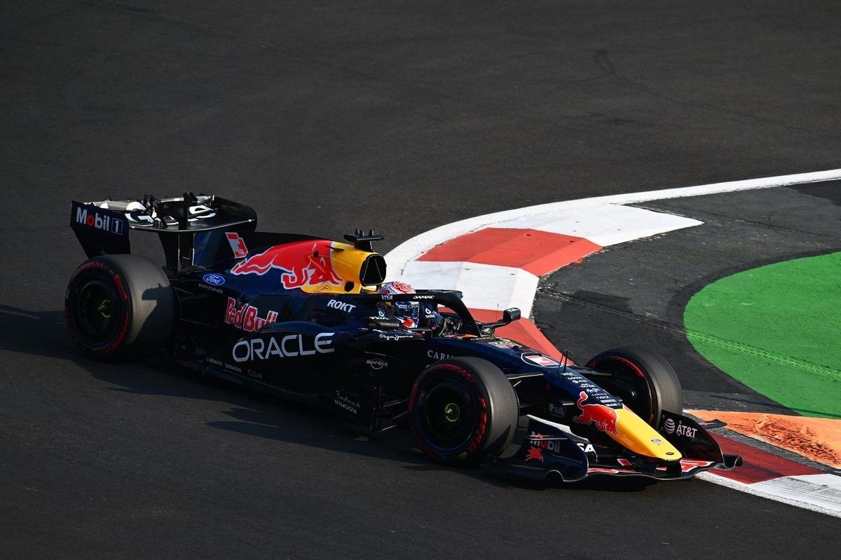 Max Verstappen slams Liam Lawson for FP2 clash at F1 Mexico GP