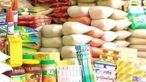 أسعار السلع الغذائية اليوم الإثنين... تراجع الزيت والسكر والدقيق