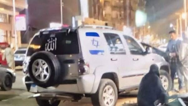 استئناف المتهم بلصق علم إسرائي...