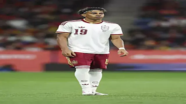 لماذا يقف نجوم إسبانيا في صمت...