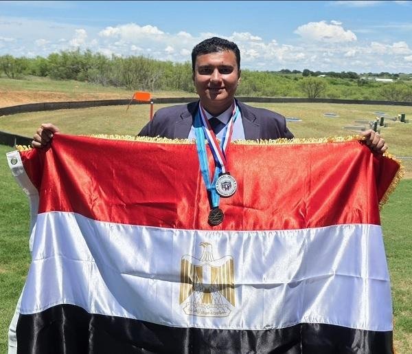 أحمد شبراوي يتوج ببرونزية بطول...