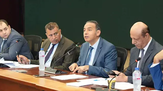 رئيس الرقابة المالية يشهد أول...