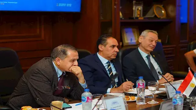 "رجال أعمال إسكندرية" تُناقش م...