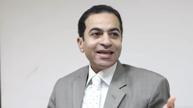 أستاذ تمويل: وجود رئيس الوزراء بالمصانع يعكس مساندة الدولة لرجال الأعمال