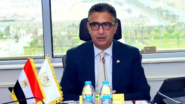 وزير التموين يترأس أول اجتماع...