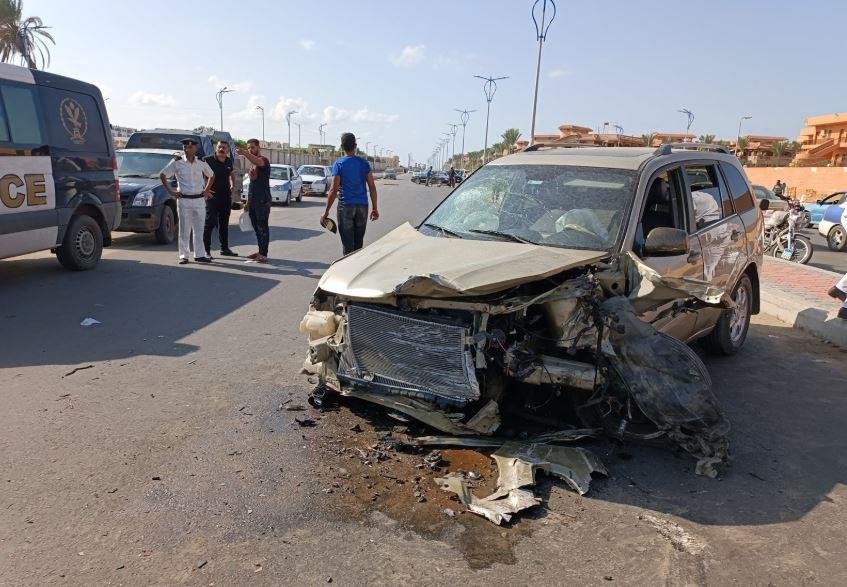 إصابة سيدة ونجاة أطفالها في حا...