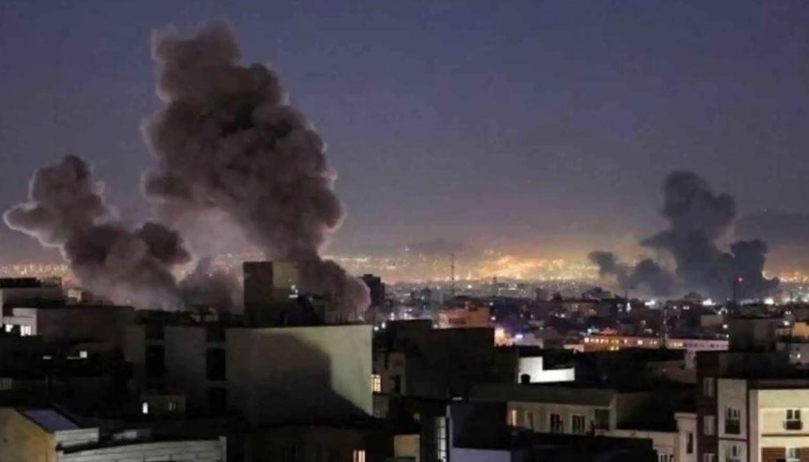 إعلام إيراني: 9 قتلى و20 جريحا...