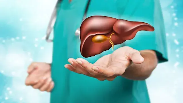 ما مضاعفات التهاب الكبد وكيف ي...