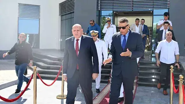 محافظ جنوب سيناء يزور مدير الأ...