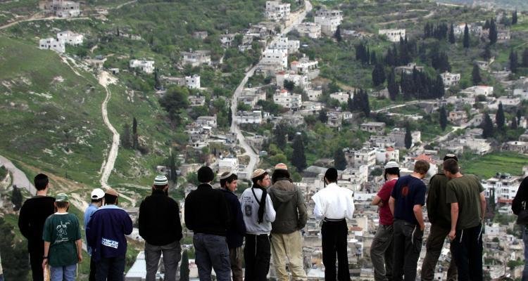 تحقيق بريطاني يكشف تورط جمعيات...