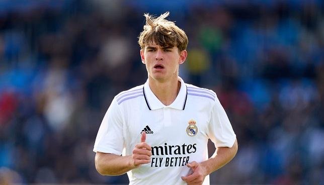 ريال مدريد يتأهب لحسم مصير نيك...