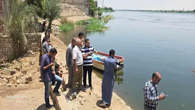 بعد انهيار الممشى المعدني.. لج...