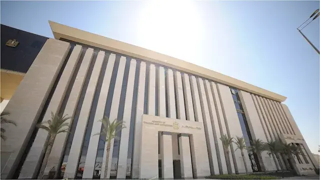 وزير السياحة: 146 حملة تسويقية...