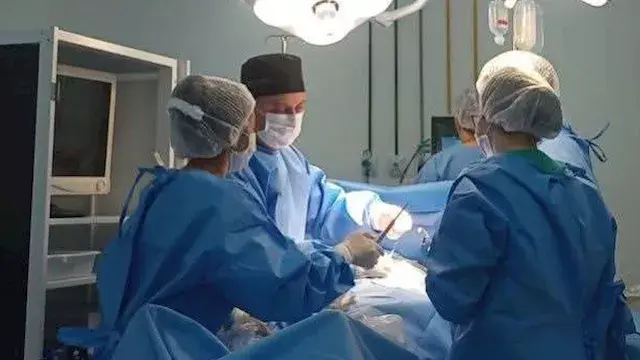إنقاذ شاب في مقتبل العمر.. جراحة تزيل ورمًا بالقلب بـ"زايد التخصصي"