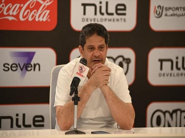 أيمن الرمادي: من الصعب توقع نتيجة القمة بين الأهلي والزمالك