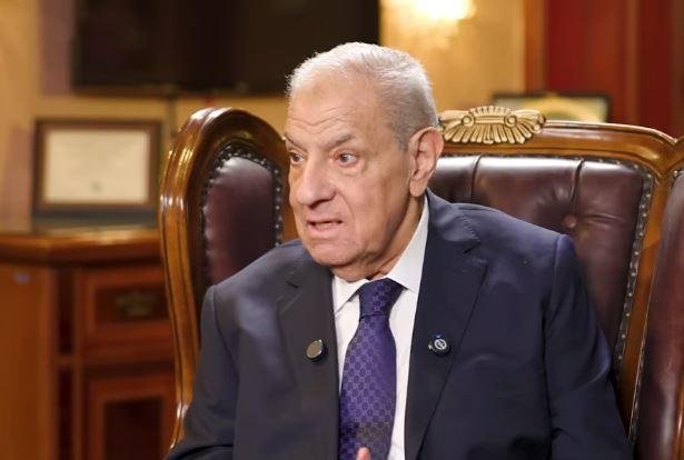 إبراهيم محلب: مصر لا تبيع أصول...