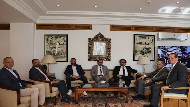 وزير الثقافة يبحث مع اتحاد الن...