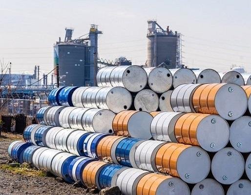 النفط يصعد 1% وسط شكوك حول الا...