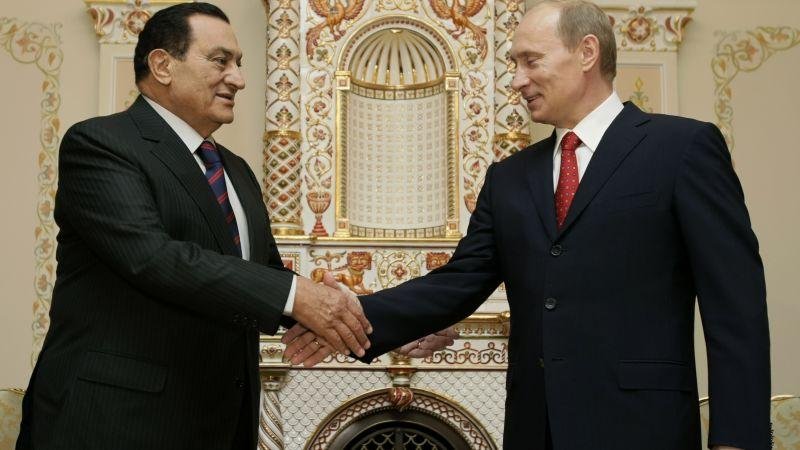 "بحضور السيسي".. علاء مبارك يعلّق على تصريحات بوتين عن والده الراحل