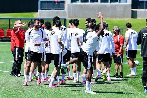المنتخب يخوض تدريبه الأخير في...
