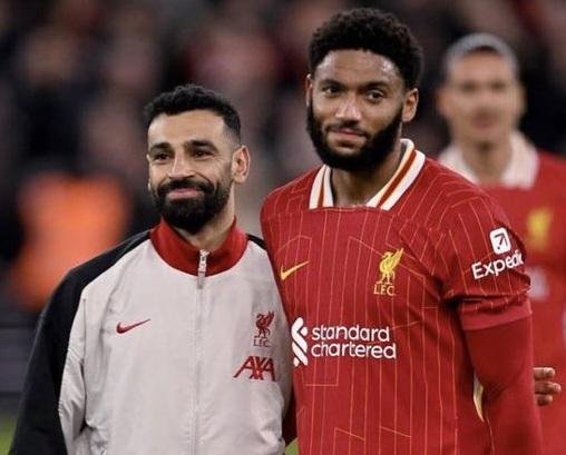 صلاح على مقاعد بدلاء ليفربول أ...