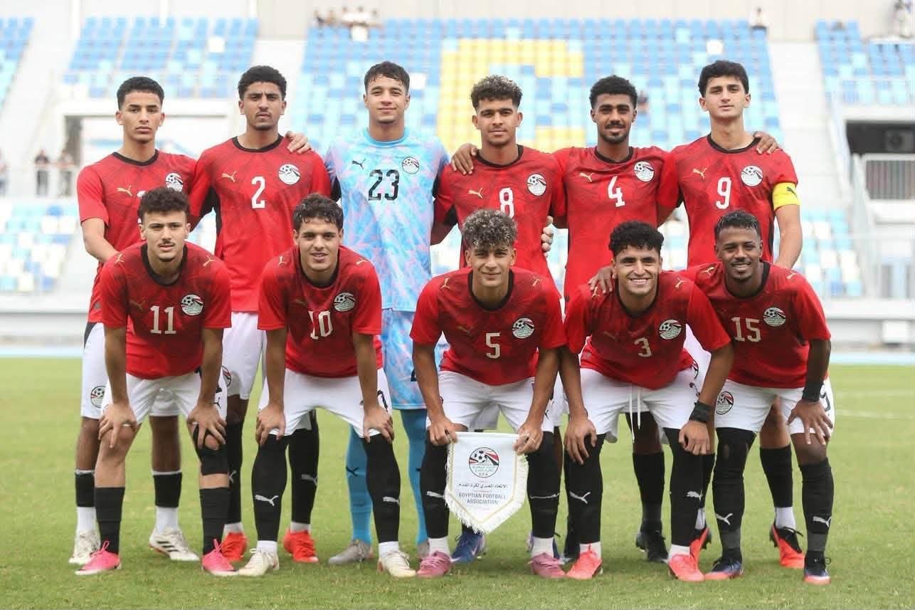وزير الرياضة يهنئ منتخب الشباب...