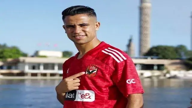 الأهلي يرهن مستقبل رضا سليم بق...