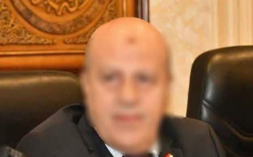 تفاصيل القبض على السكرتير العا...