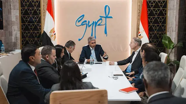 وزير السياحة يبحث ربط سفنكس وا...